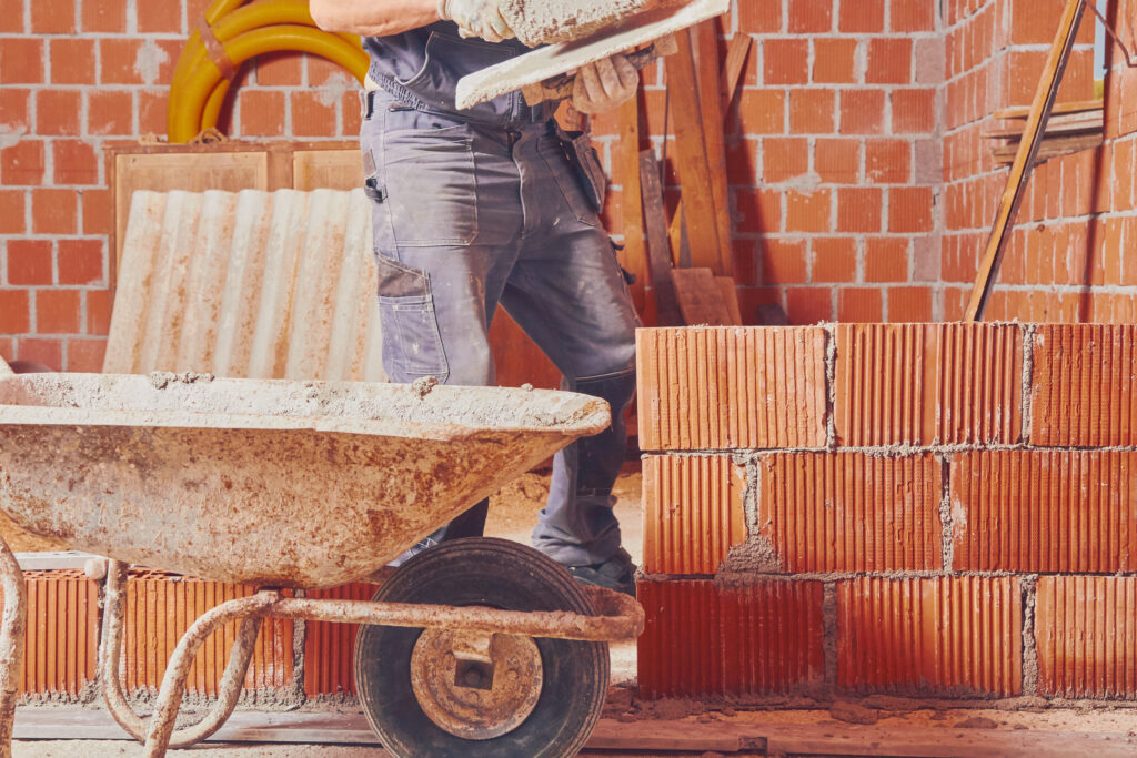 Фото 51 — Какие материалы лучше использовать для строительства дома